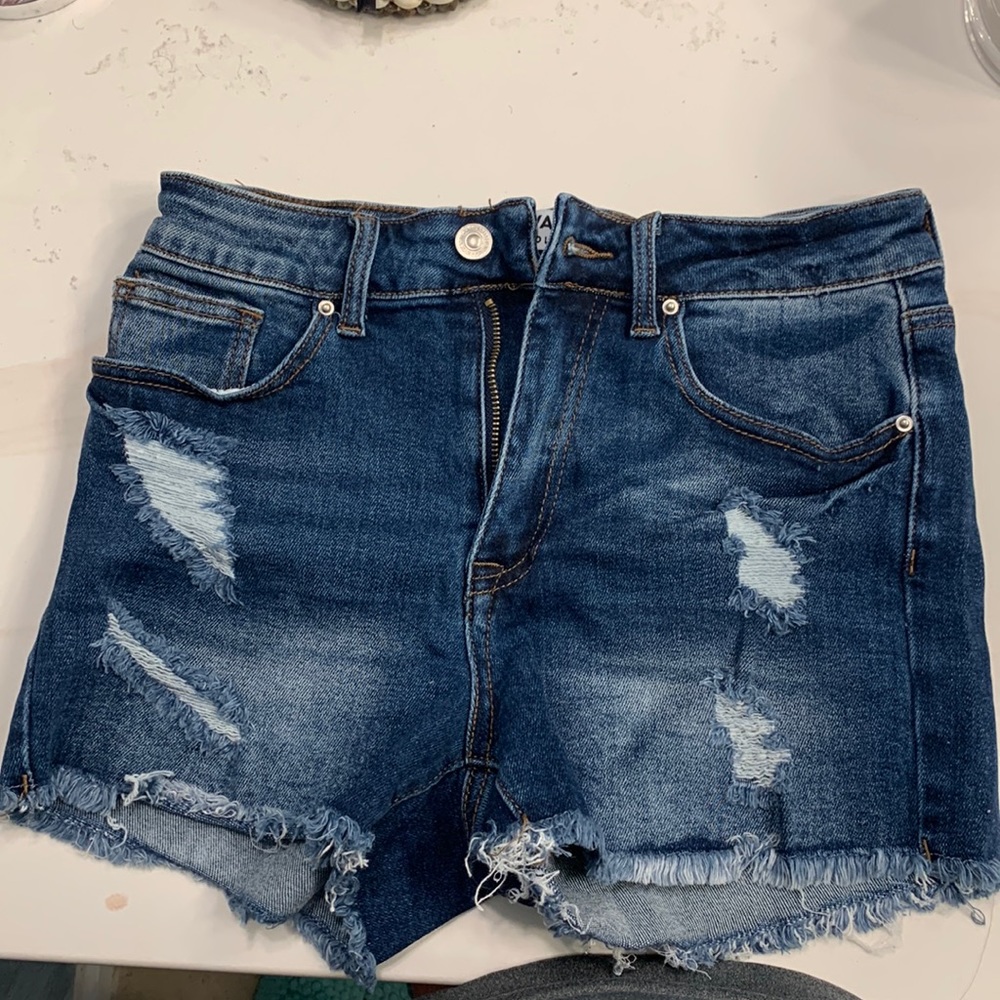 Medium dark blue wash shorts.